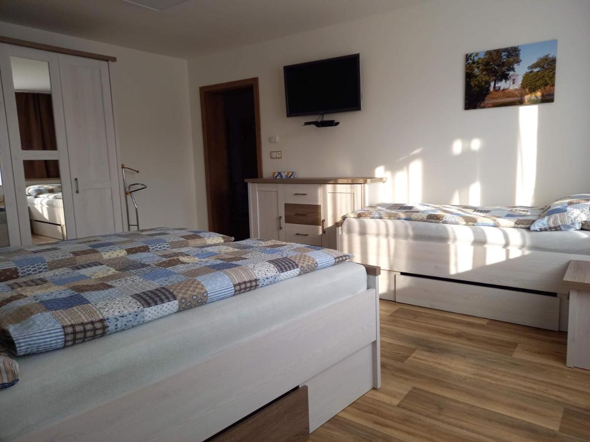 Apartmany 27 Němčičky Exterior foto